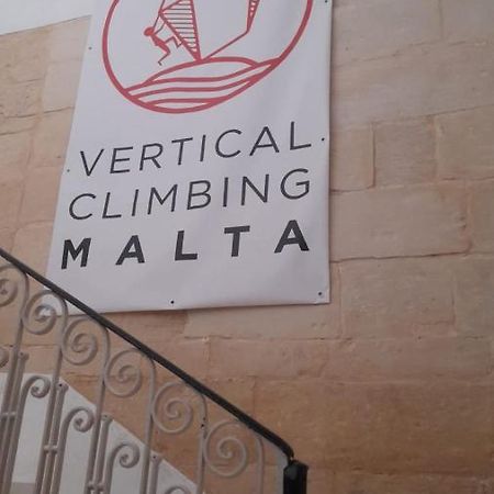 Vertical Climbing Malta Qrendi المظهر الخارجي الصورة